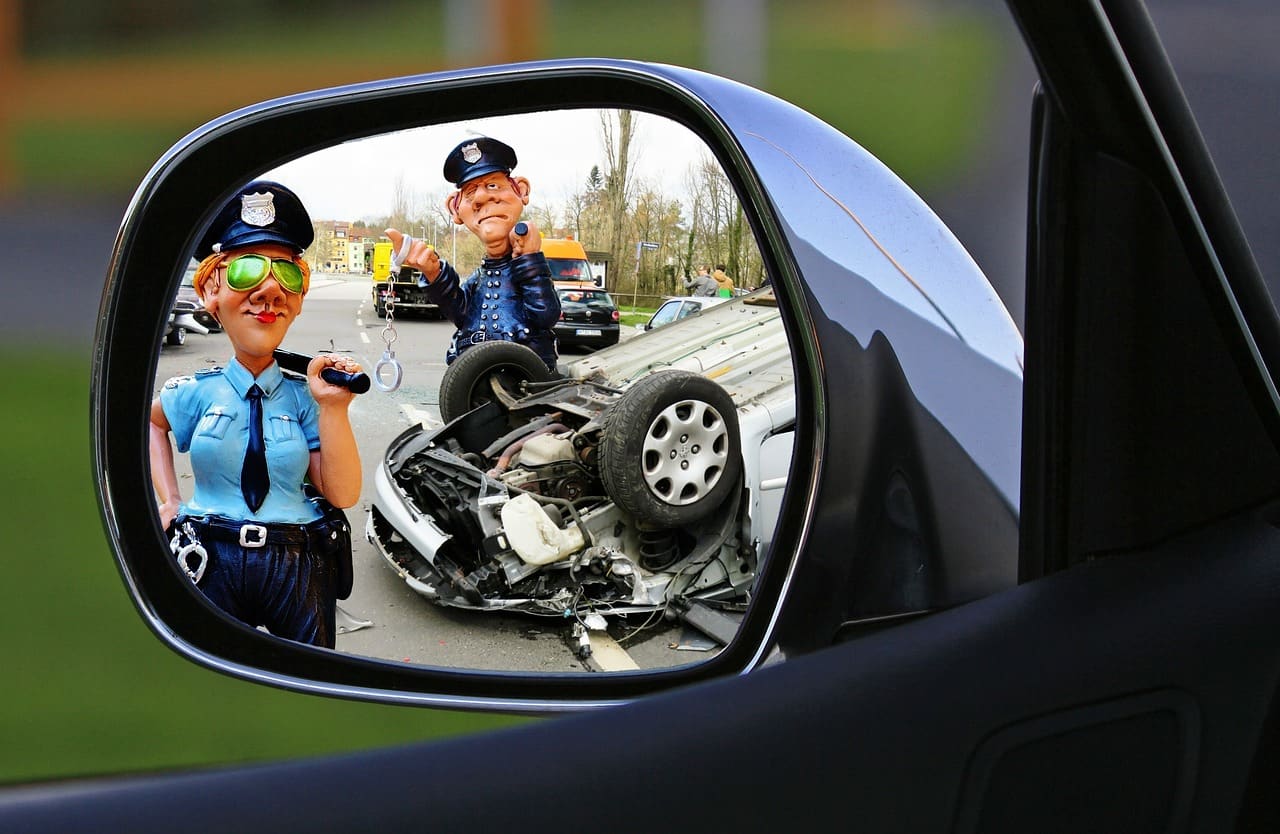 driver receiving a no-insurance citation