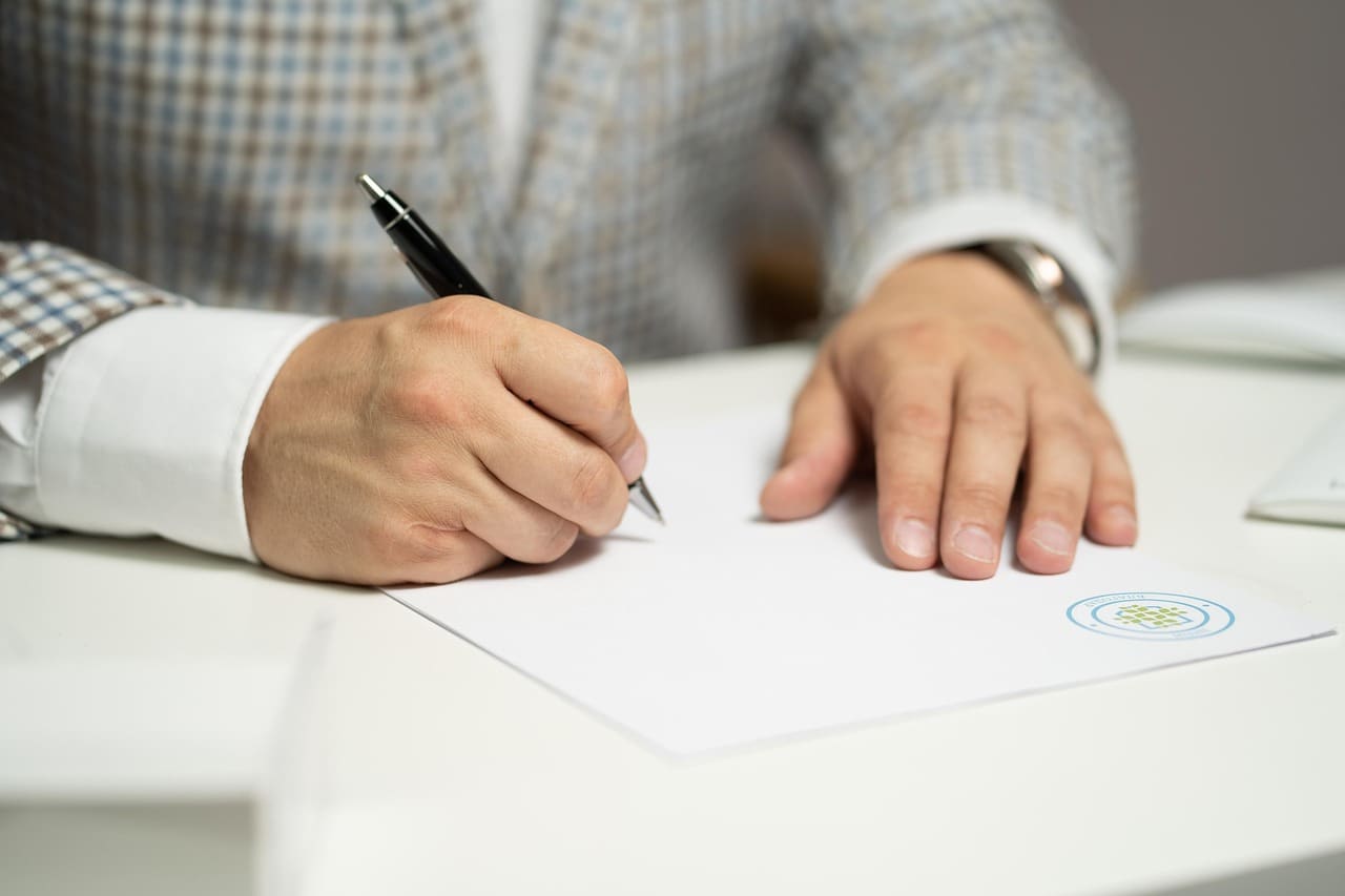SR-22 certificate form close-up